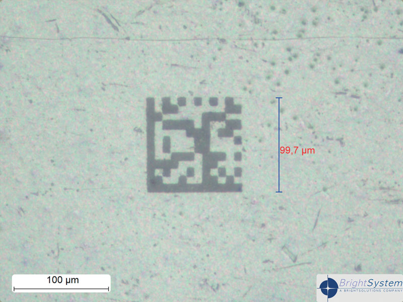 MicroMake utilizzato per micro-codifica di precisione su circuiti elettronici attraverso la realizzazione di datamatrix a 12x12 celle con dimensioni totali 100x100 mm2.