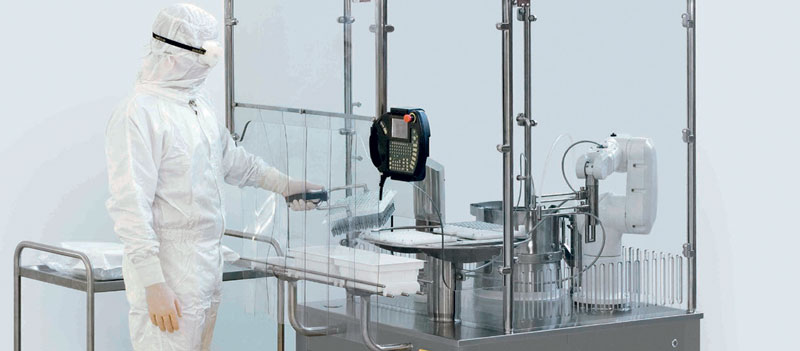 Thanks to the Stäubli TX60 clean room robot, the Cellmate system can automate cell culture processes.   3 12