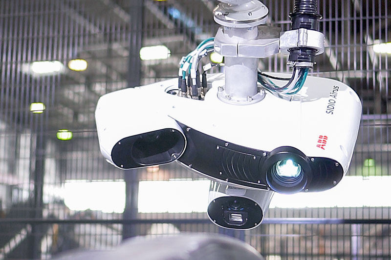 Il sensore può essere movimentato da qualsiasi robot con una capacità di carico superiore a 20 kg.