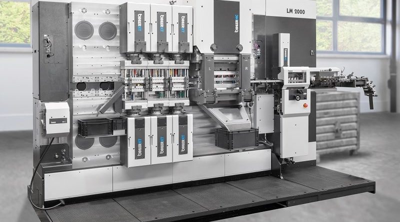 La Bihler LM 2000 offre soluzioni produttive efficienti dal punto di vista del materiale e del risparmio di risorse per i pezzi tranciati e piegati in nastro con la tecnologia degli utensili lineari.