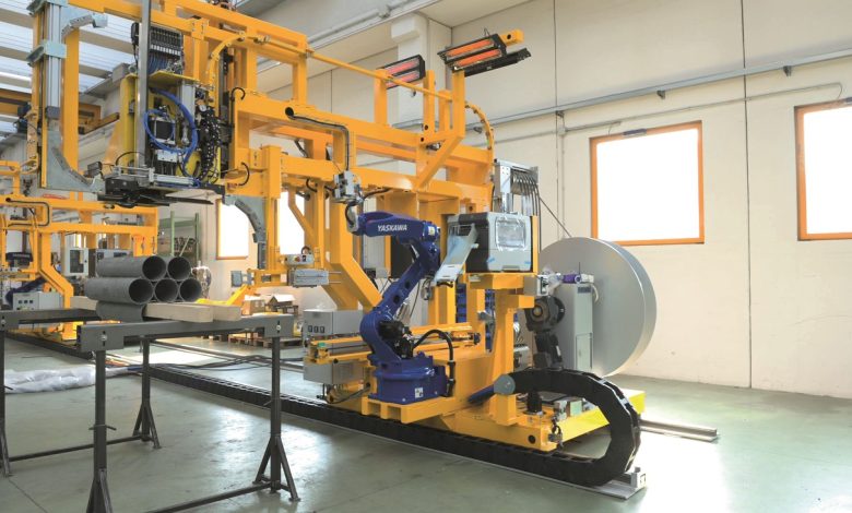 FROMM ha scelto di integrare robot e azionamenti Sigma-7 di Yaskawa in una macchina automatica altamente customizzata per la reggiatura di tubi in acciaio di 6 metri.